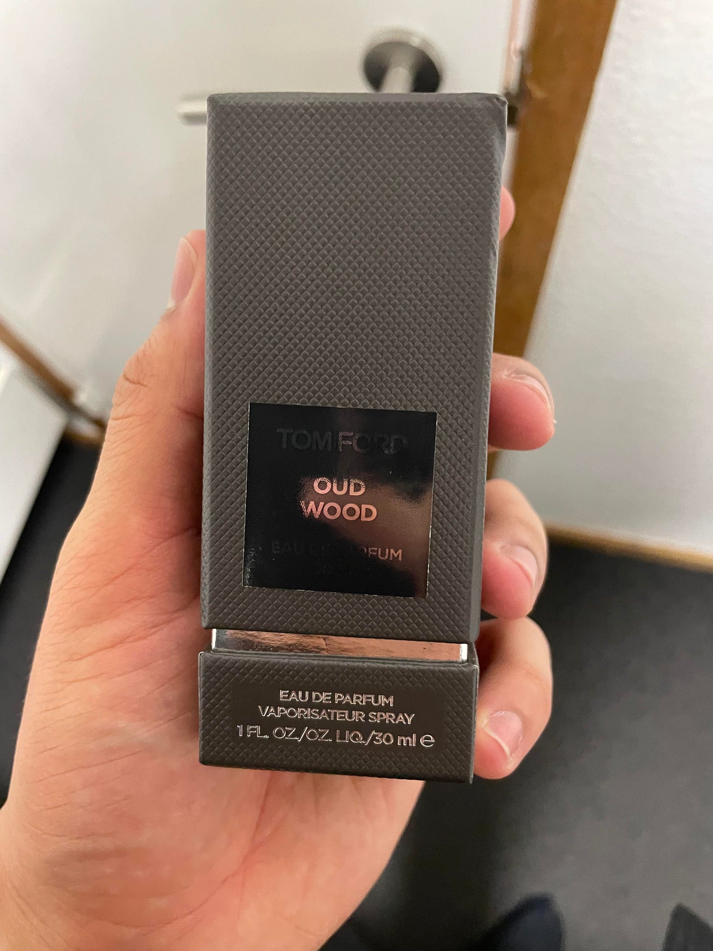 عطر عود وود